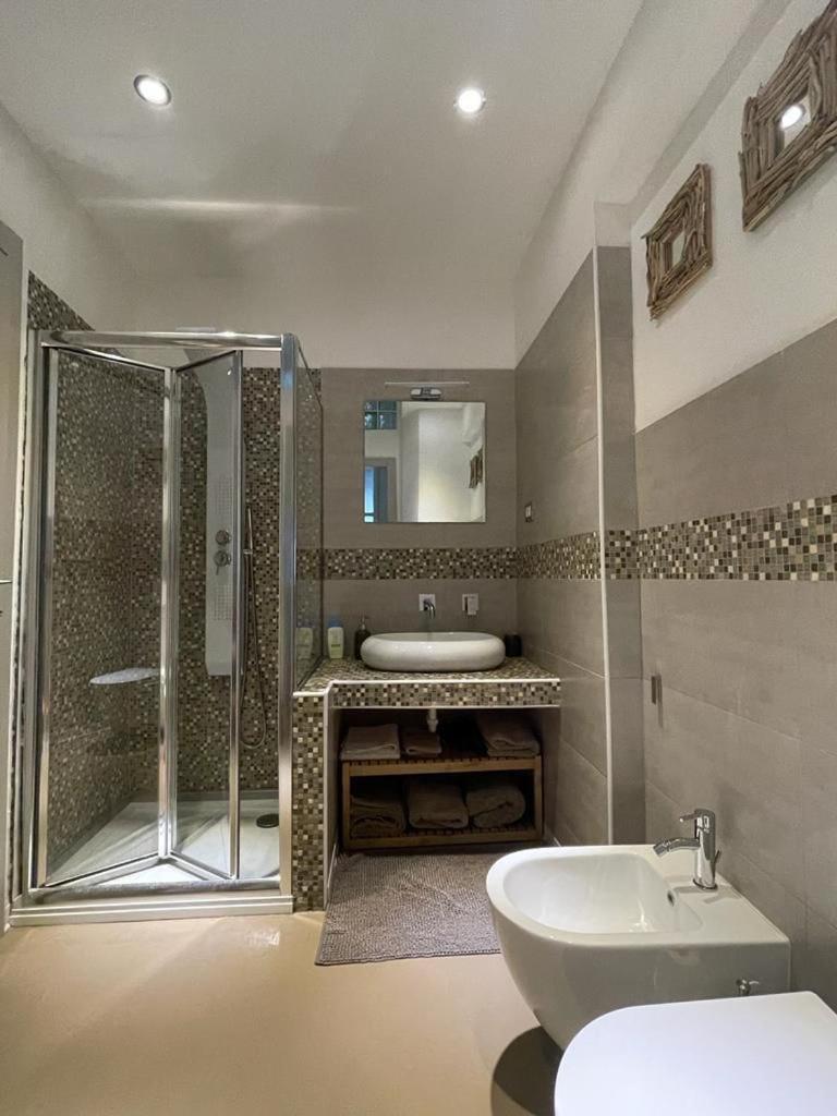 The First Apartment ตรีเอสเต ภายนอก รูปภาพ